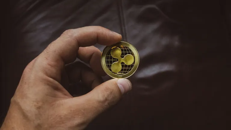 İngiltere FCA, Tokenlaştırılmış Altını Fon Kurallarından Muaf Tutmayı Tartışıyor