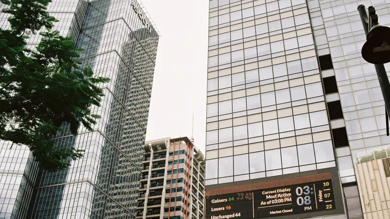 Singapur Borsası, ABD'li Kurumsal Yatırımcılara Bitcoin ve Ether Süresiz Vadeli İşlemlerini Açıyor