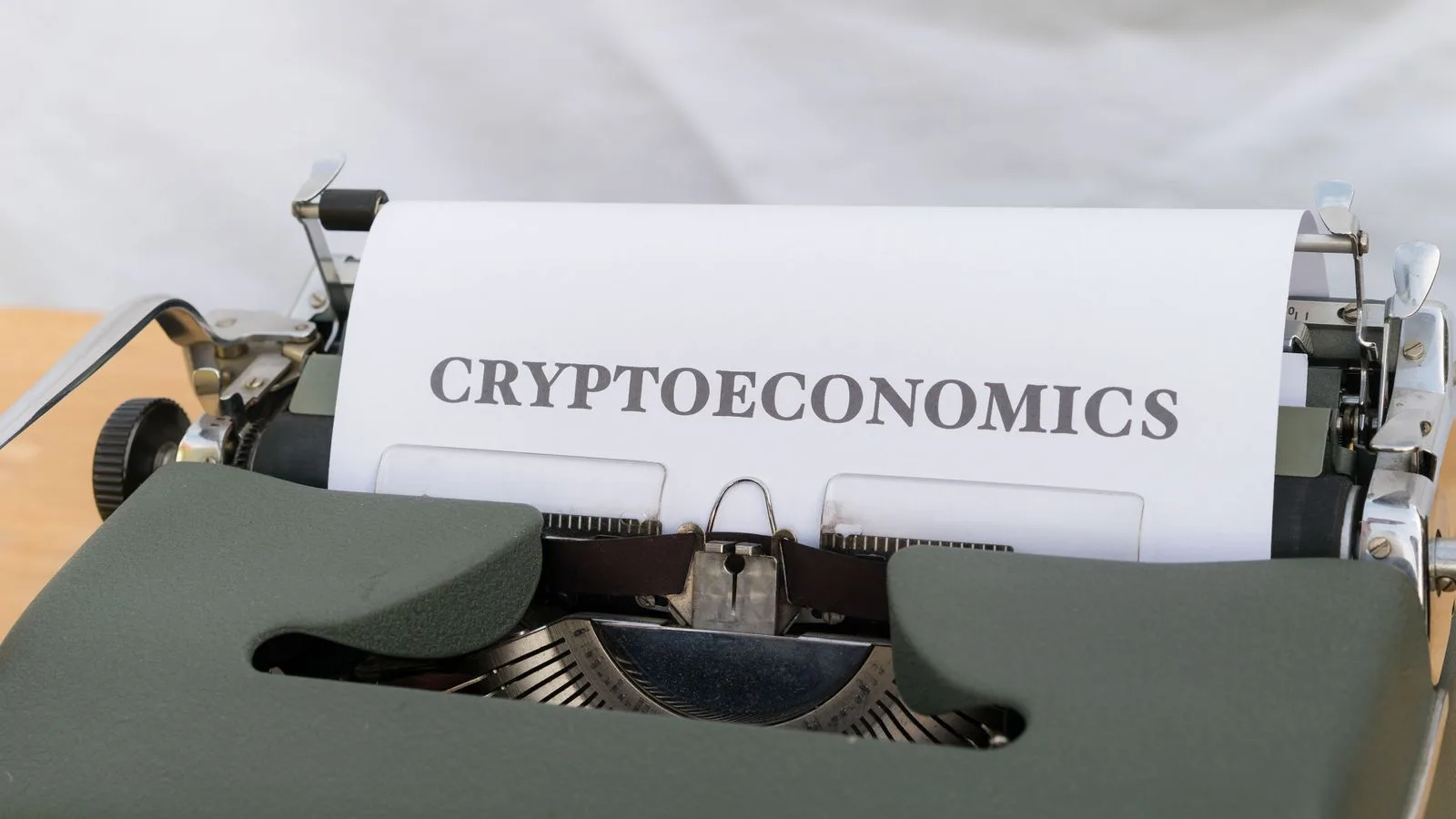 Eski CFTC Başkanı Behnam: Kripto Spot Piyasası Denetimi Mevcut Yetkilerle Sınırlı
