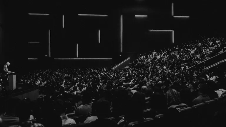 Ray Dalio Yapay Zekayı "Klasik Bir Balon" Olarak Nitelerken Yüksek Faiz Riskine Dikkat Çekti