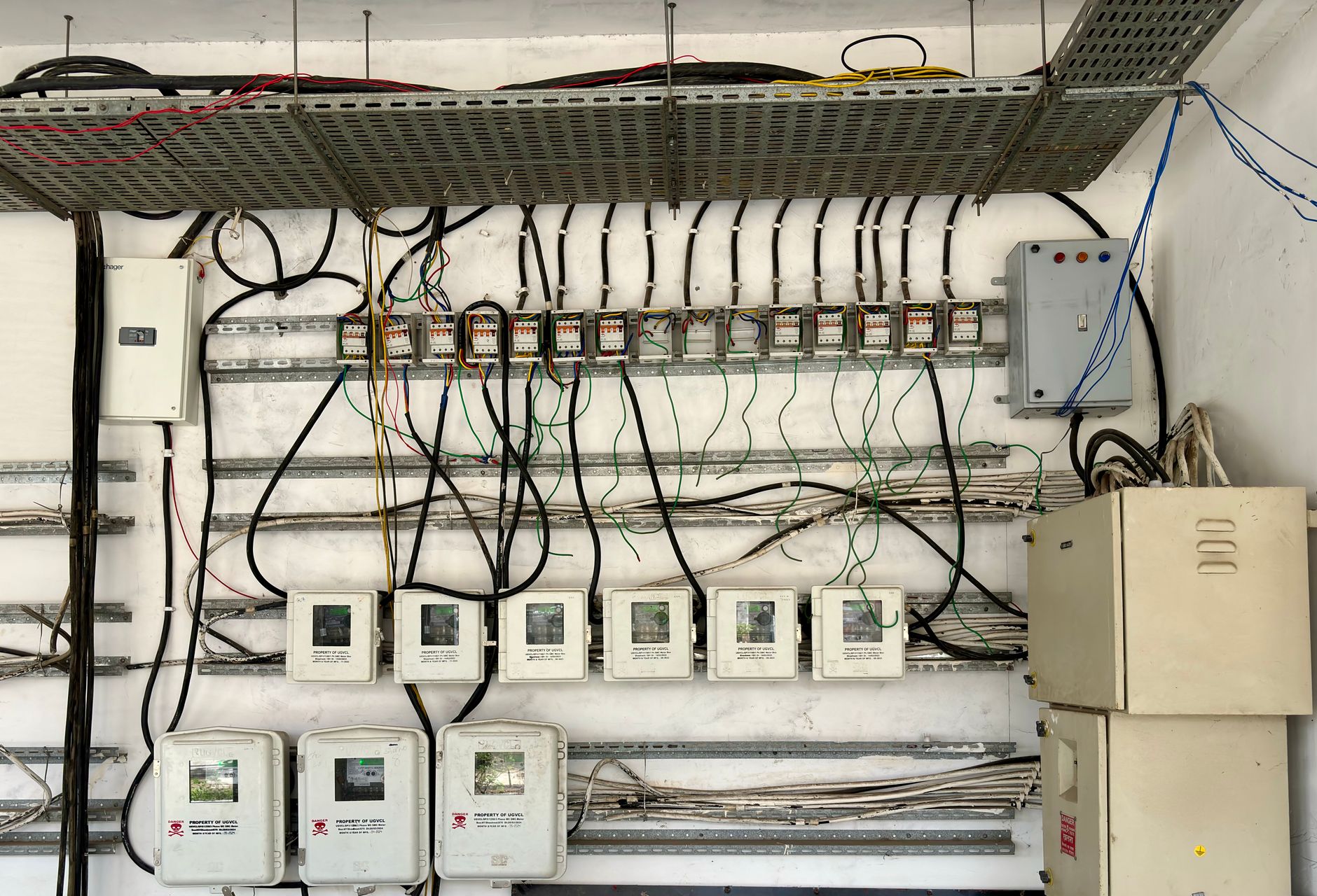 Kore Borsası Kospi'de Rekor Satış Dalgası Devre Kesiciyi Tetikledi