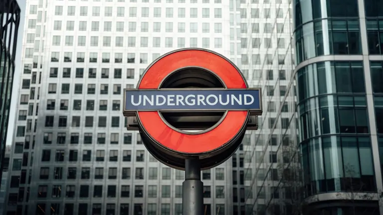Coinbase, İngiltere Finans Lobi Grubu UK Finance Üyeliğinden Çıkarıldı