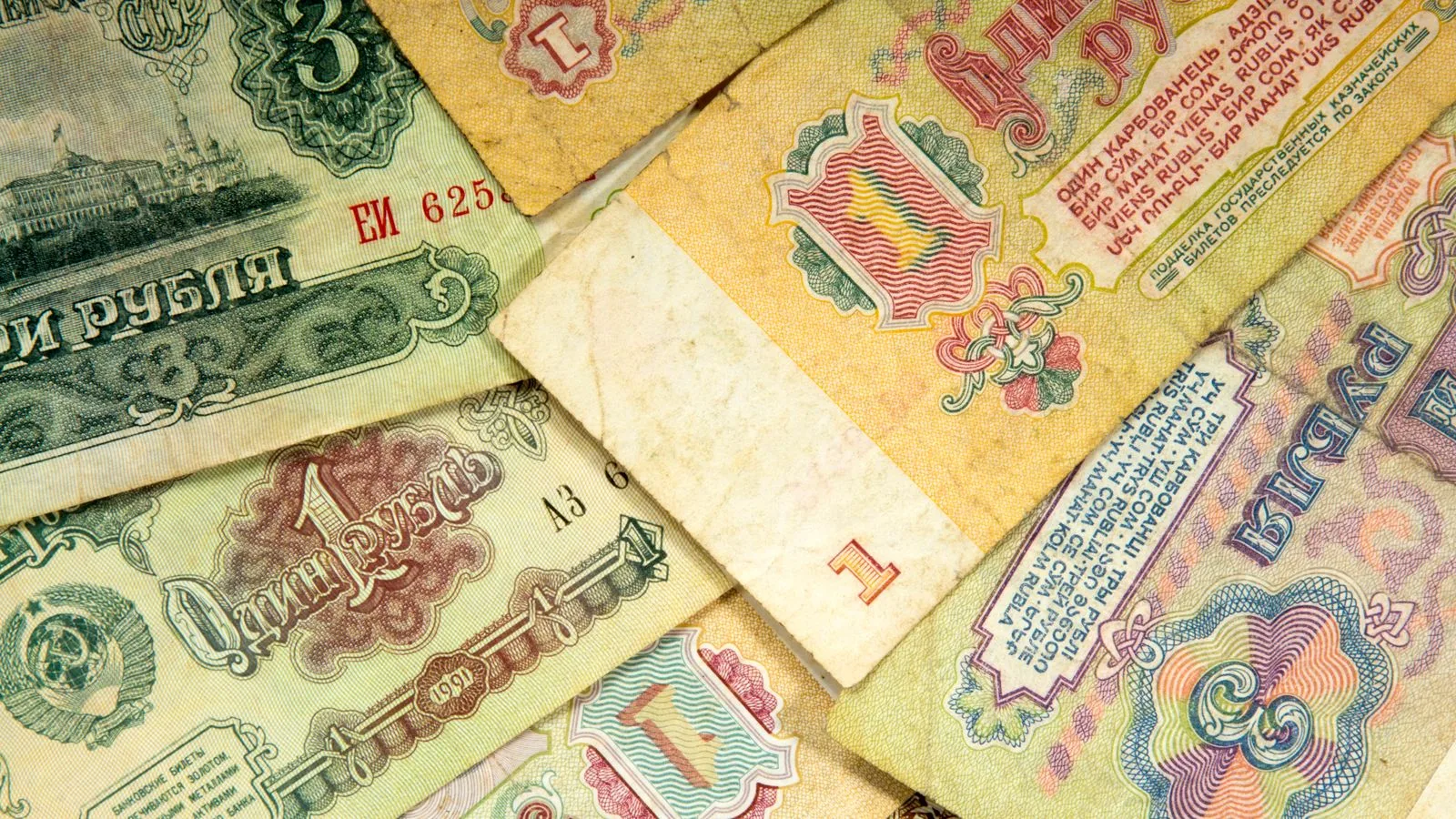 Rusya Maliye Bakanlığı İlk Maaş Ödemelerini Dijital Ruble ile Yaptı