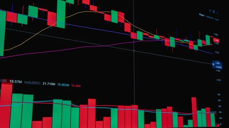 Kospi Erken İşlemlerde 7.000 Puanı Geri Kazandı: ABD Teknoloji Hisseleri Güç Verdi