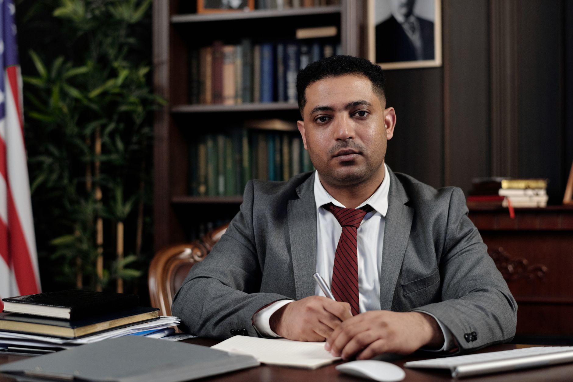 ABD ve İran, Saldırıları Durdurma ve Hürmüz Boğazı Müzakerelerini Yeniden Başlatma Konusunda Anlaştı