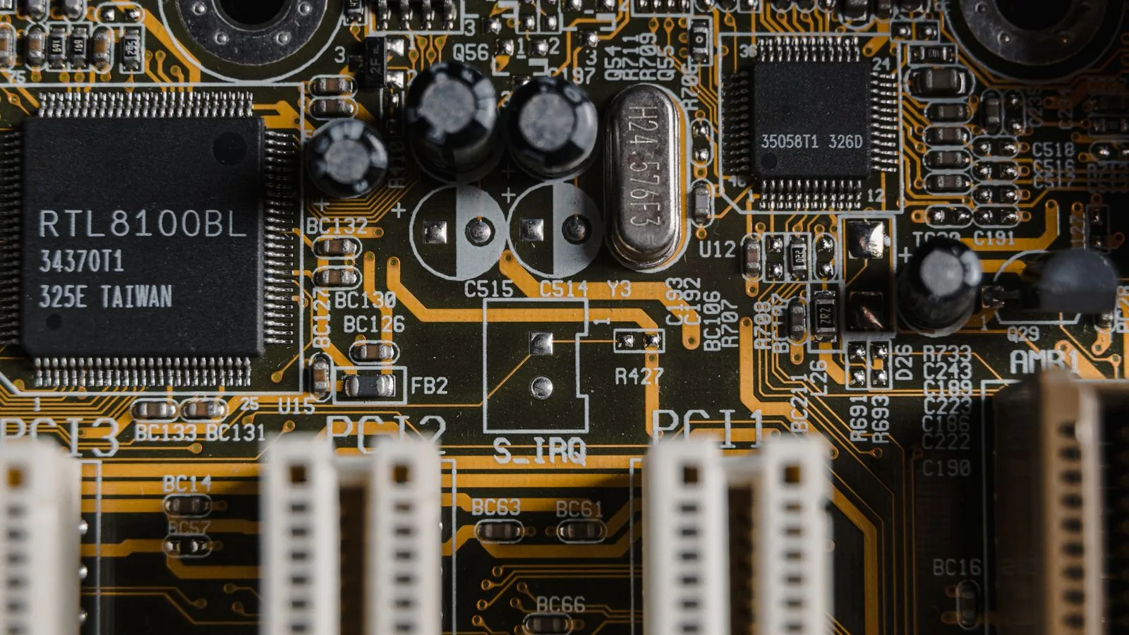 Samsung Elektronik'in Kâr Açıklaması Çip Endişelerini Giderdi, Hisse İçin Toparlanma Zemini Hazırladı
