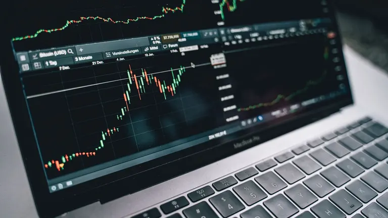 Günün Önemli Ekonomi ve Kripto Gelişmeleri: Güney Kore ve Japonya GSYİH Verilerini Açıklıyor