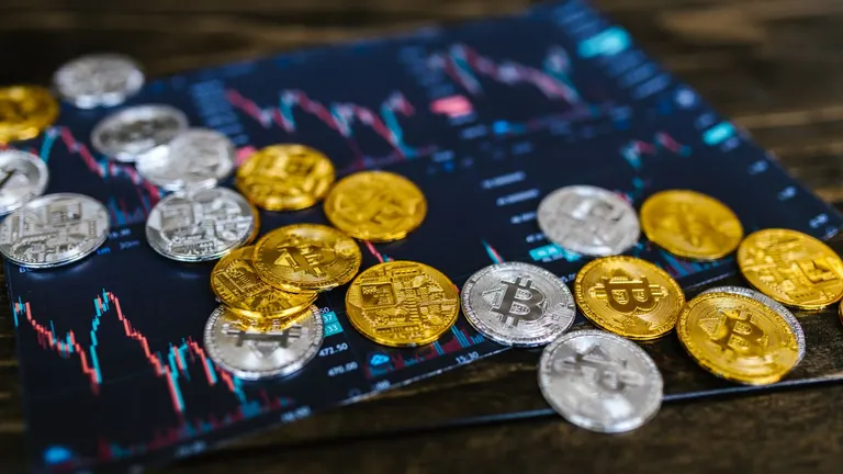 Strategy'den 1.030 BTC Transferi: Bitcoin Satışı Söylentileri Güçlendi