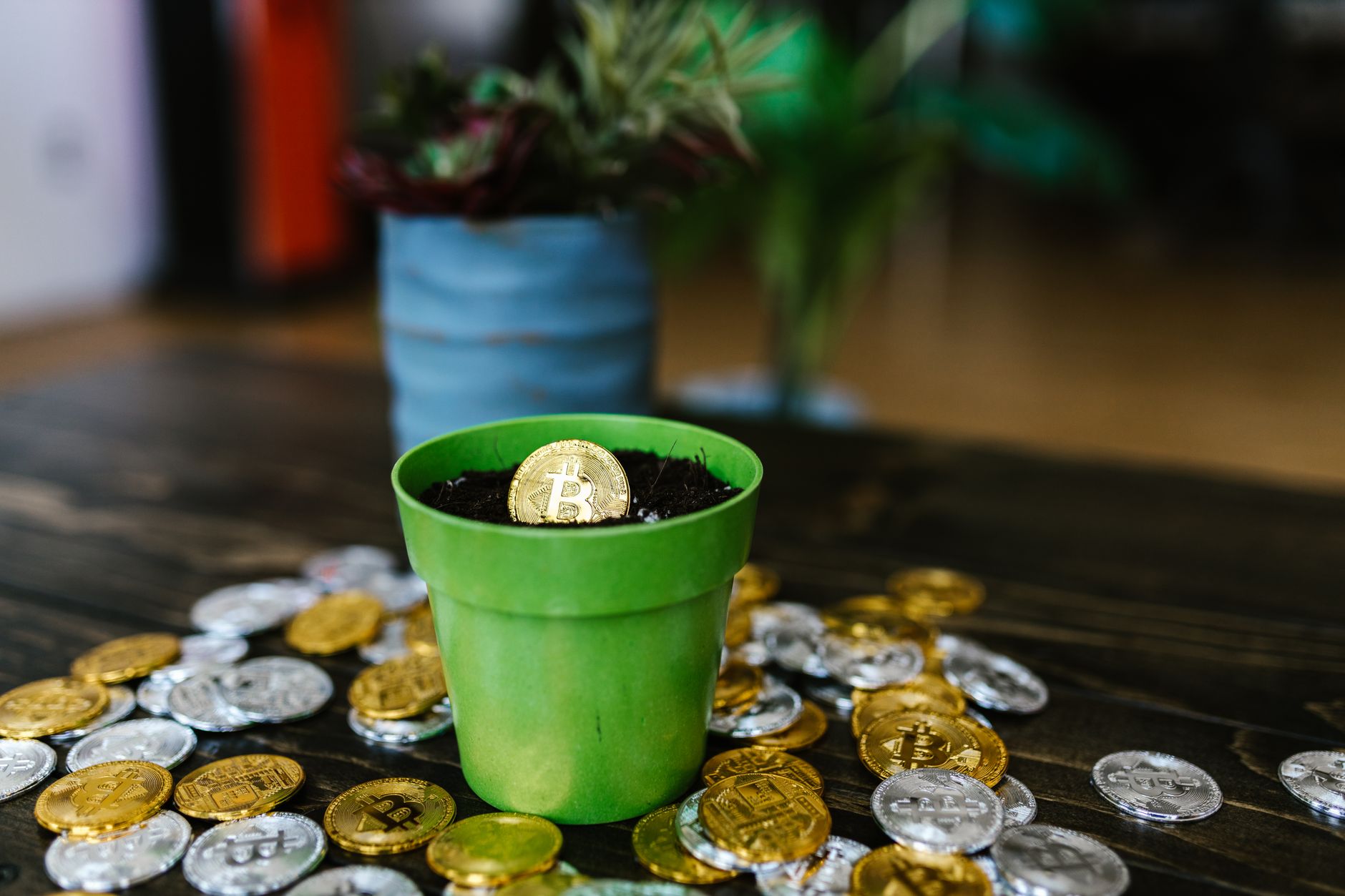 Bitcoin'in 64.000 Doların Üzerine Çıkması, Büyük Borsalarda 689 Milyon Dolarlık Kısa Pozisyon Tasfiyesini Tetikleyebilir