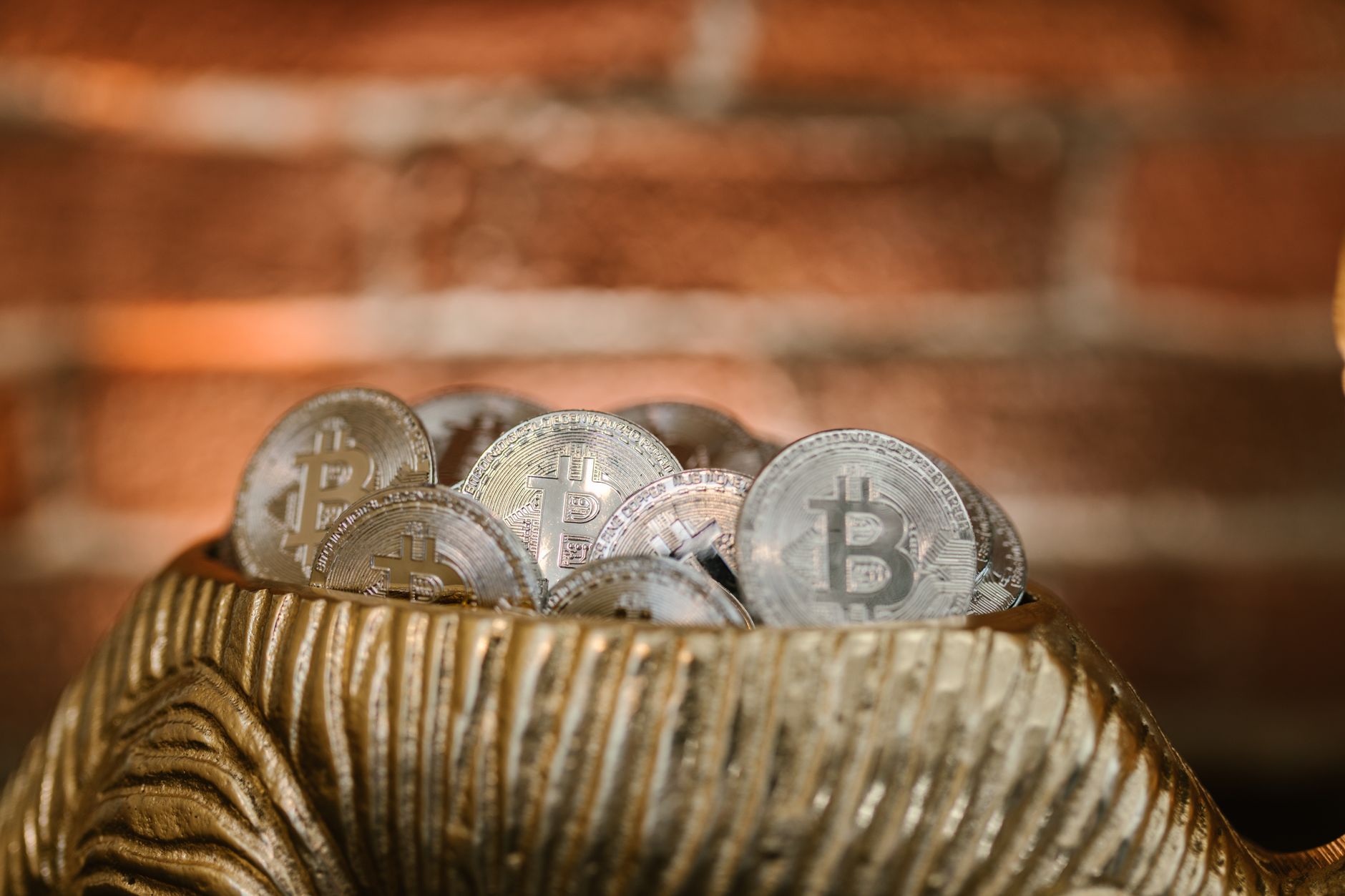 Bitcoin'de Zararda Tutulan Arz Rekor Kırdı: 10,83 Milyon BTC Zararda, Uzun Vadeli Yatırımcı Sayısı Tüm Zamanların Zirvesinde