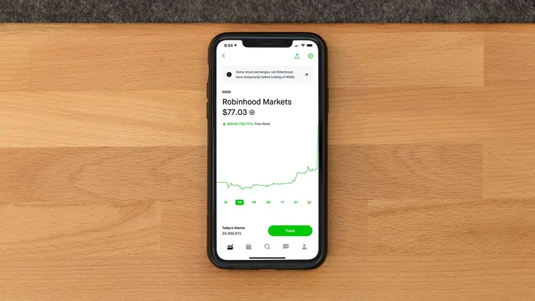 Robinhood, Crypto.com'un Tahmin Sözleşmelerini Eklemeyi Düşünüyor, Kalshi ile Rekabet Kızışıyor