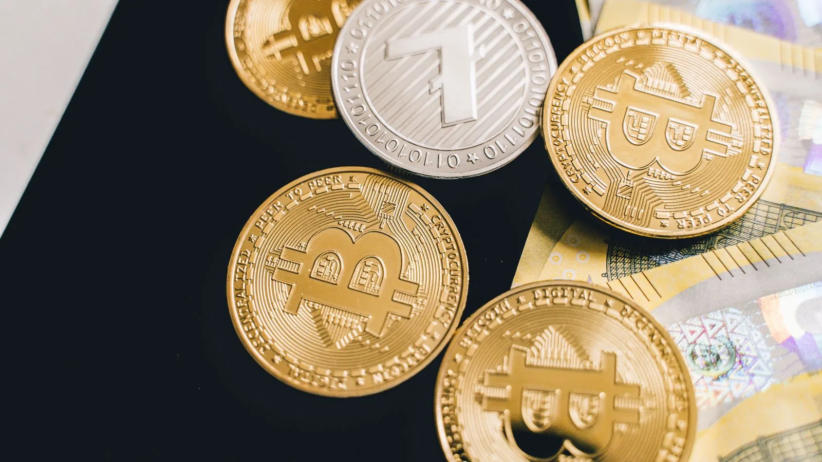 Binance'e 1 Milyon Dolar Üzeri Balina Sabit Koin Girişleri Son Bir Ayda %40 Artış Gösterdi